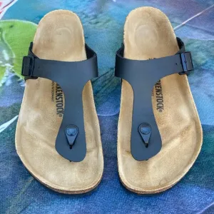 🐬 Birkenstock Gizeh Black Sandal