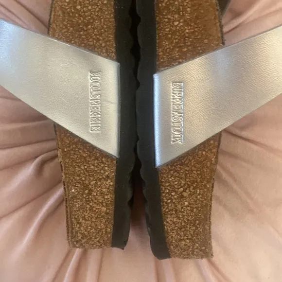 🎀 Birkenstock Mayari Sandals Women’s39 Silver Leather - super cute 8