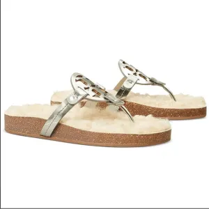 ☁️ Brand new Tory Burch Miller Cloud Shearling Silver sandals