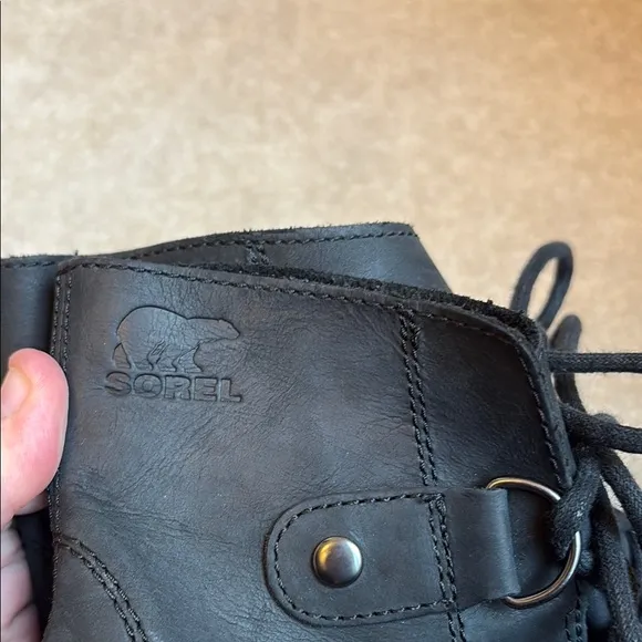 🕊️ Sorel Addington Black Lace Up Boots with Chunky Heel