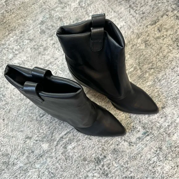 🆕 Steve Madden Lark Boots Size 7.5