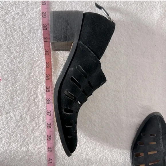 1. State Llee Black Portogallo Leather Cutout Pointed Toe Slip On Ankle Boots 9