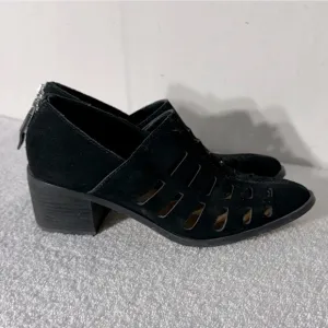 1. State Llee Black Portogallo Leather Cutout Pointed Toe Slip On Ankle Boots 9