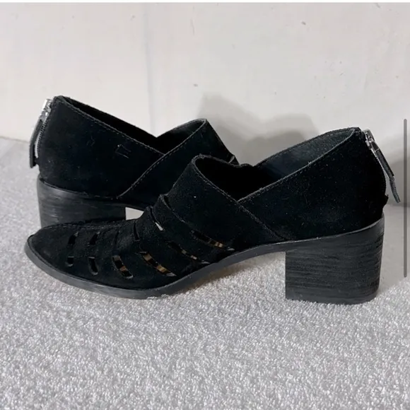 1. State Llee Black Portogallo Leather Cutout Pointed Toe Slip On Ankle Boots 9