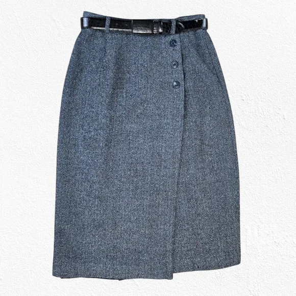 1990s Vintage Blue Gray Wool Blend Herringbone Front Button Wrap Skirt Size 10P