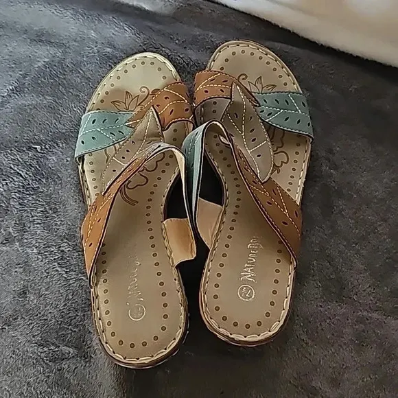 (2 pairs)Nature Breeze Platform Slip On Sandals Size size 7.5