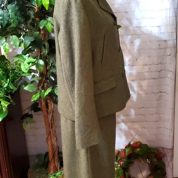 2 piece Lauren Ralph Lauren Olive Woolmark Skirt Suit NWT