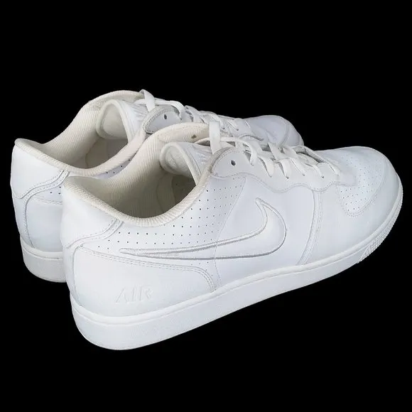 2005 Nike Air Zoom Infiltrator Sneakers Size 13 White Basketball #311191-111