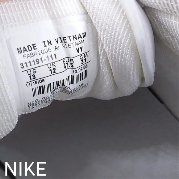 2005 Nike Air Zoom Infiltrator Sneakers Size 13 White Basketball #311191-111
