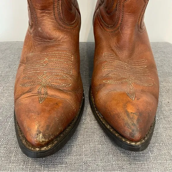 ACME Vintage Classic Tan Cowboy Western Boots - Men’s 8.5
