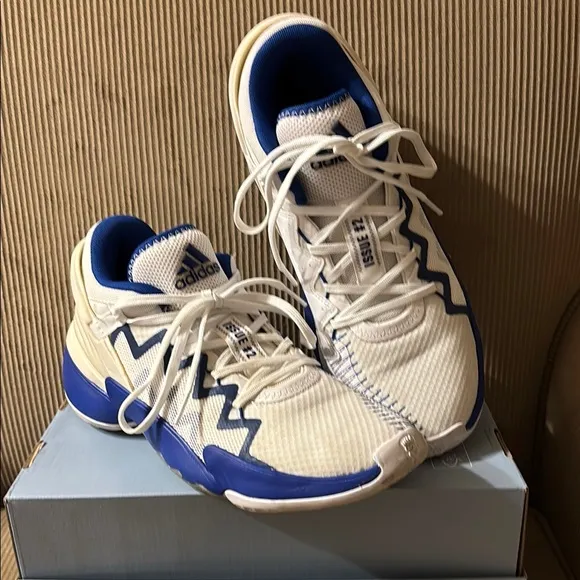 Adidas DON Issue 2 Basketball Sneakers