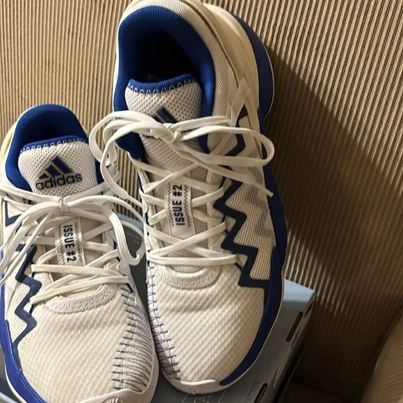 Adidas DON Issue 2 Basketball Sneakers