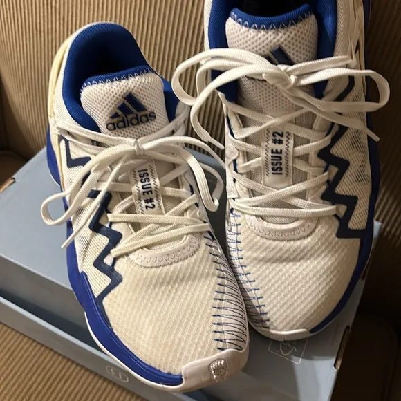 Adidas DON Issue 2 Basketball Sneakers
