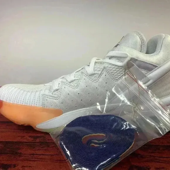 Adidas DON issue Basketball Sneakers Indefinable White Multicolor Mens size 9.5