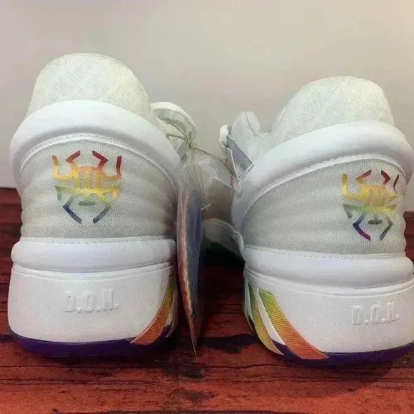 Adidas DON issue Basketball Sneakers Indefinable White Multicolor Mens size 9.5