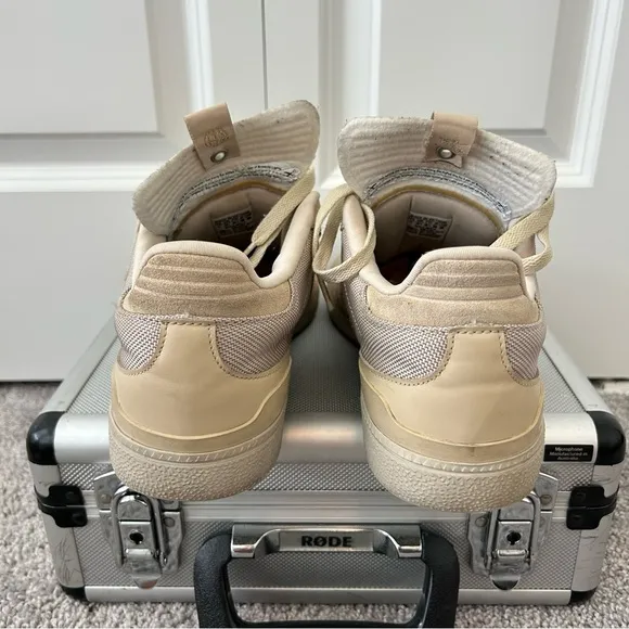 Adidas Men's Beige Sneakers