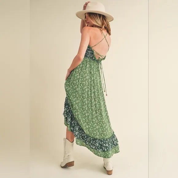 Aemi   Co Ditsy Floral Ruffled Hem Maxi Cami Dress