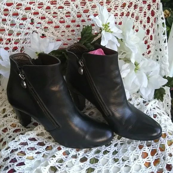 AGL attilio giusti leimbrun leombruni ANKLE BOOTS