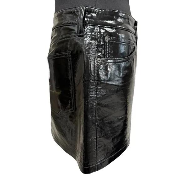 AGOLDE Liv Skirt | Recycled Patent Leather Mini in Black | Size 30