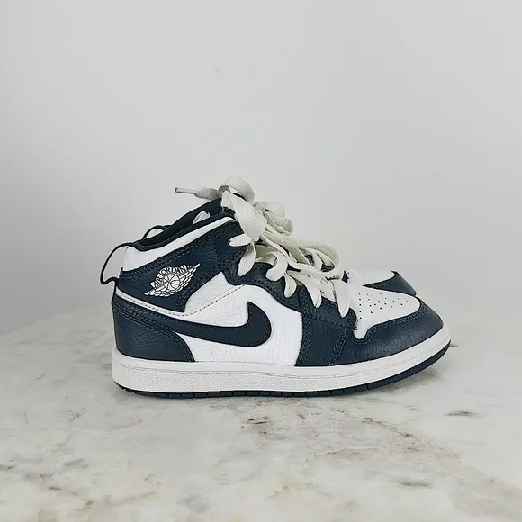 Air Jordan 1 mid PS &quot;Obsidian&quot; Sneakers 640734-174 Youth Size 12C