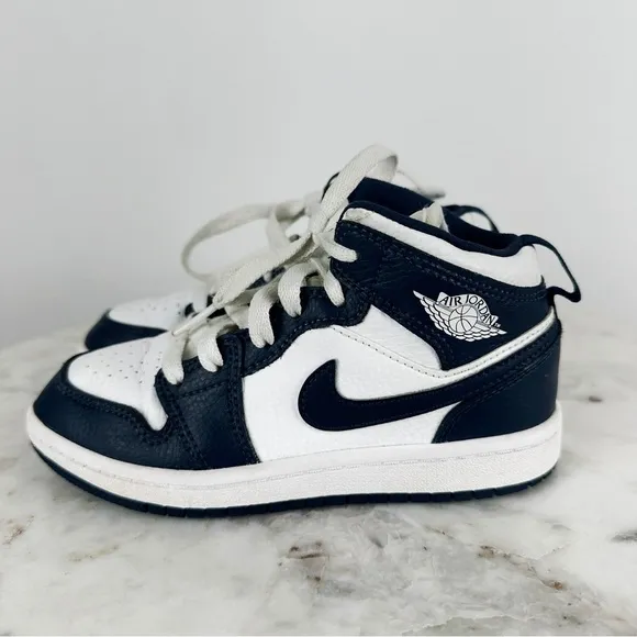 Air Jordan 1 mid PS &quot;Obsidian&quot; Sneakers 640734-174 Youth Size 12C