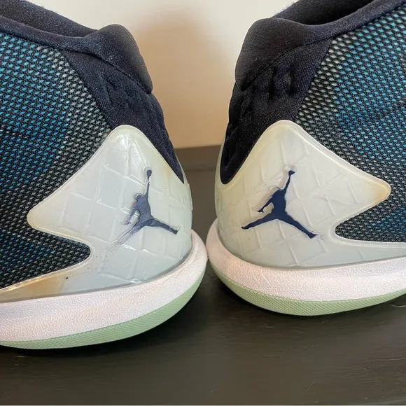 Air Jordan Super.Fly 4 Basketball Sneakers - Size 8
