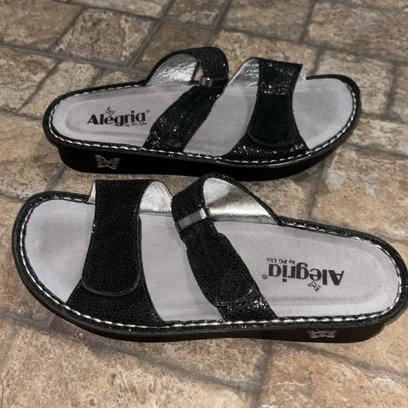 Alegria Leather upper Black Sandals Velcro straps women’s size 41.
