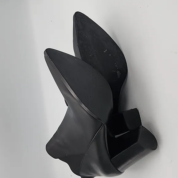 &amp; Other Stories Black Leather High Block-Heeled Ankle Boots w/Pointed Toe, 38