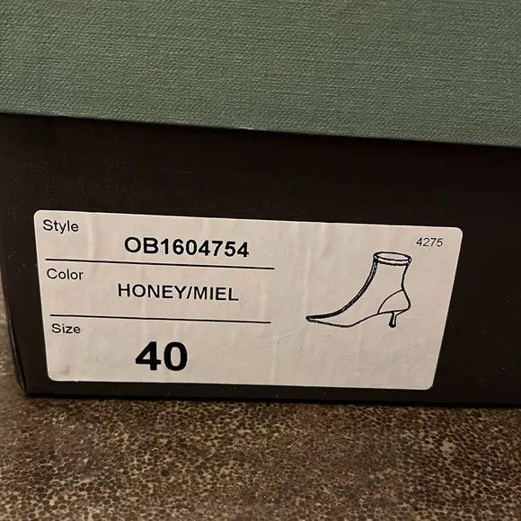 Anthropologie Angel Alarcon Pointed-Toe Kitten-Heel Boots