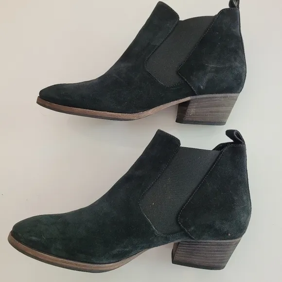 Aquatalia Black Suede Chelsea Ankle Boots with Stacked Chunky Low Heel, Size 8½