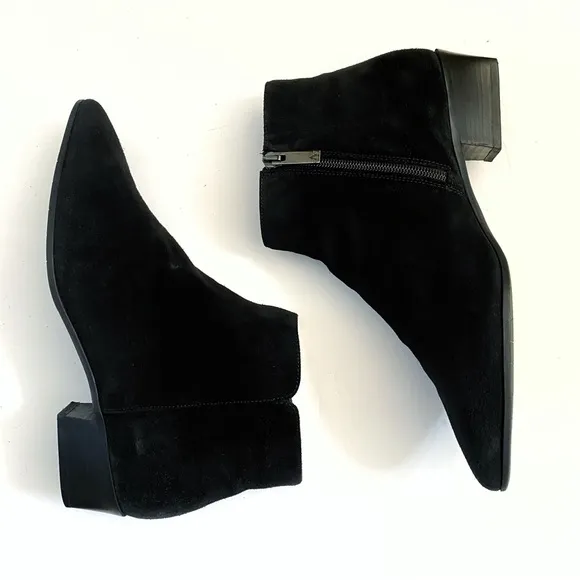 AQUATALIA FOSCA BLACK SUEDE POINTED TOE SHORT CHUNKY HEEL ANKLE BOOTS