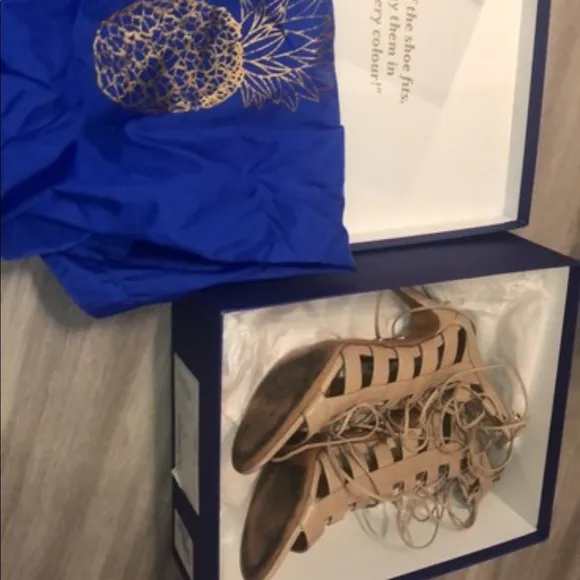 Aquazzara amazon calif leather sandals 36.5