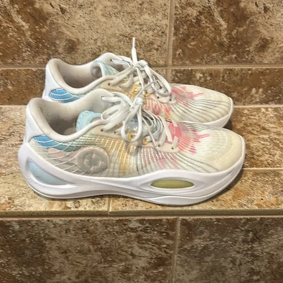 Austin Reaves Rigorer AR 1 limited edition basketball sneakers size 9