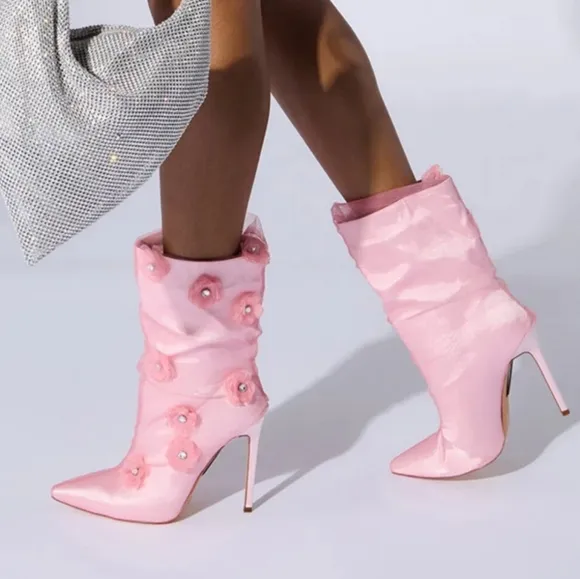 🌺Azalea Wang Acacia Pink Flower Embellished Boots Booties