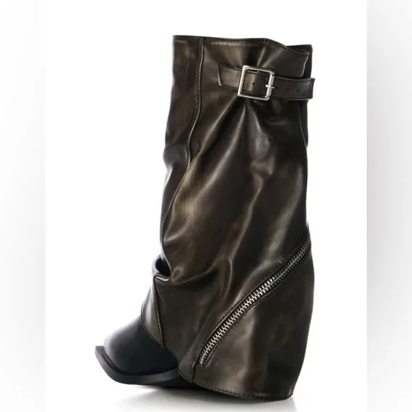 AZALEA WANG Brown Distressed Vegan Leather Slouchy Boots