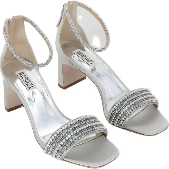 Badgley Mischka Kameryn Heeled Sandal, Morning Fog, Size 9, Missing Jewel