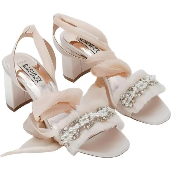 Badgley Mischka TANA Heeled Sandal in Soft Nude, Women's Size 5.5