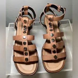 Balenciaga studed gladiador sandals nude laather sz 39.5 made in italy