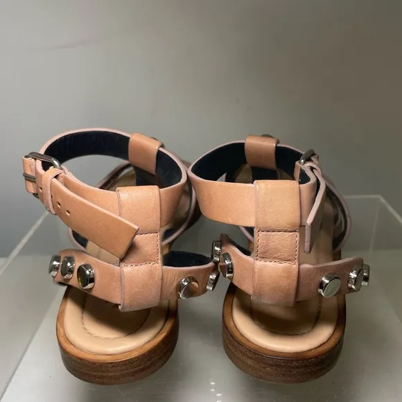 Balenciaga studed gladiador sandals nude laather sz 39.5 made in italy