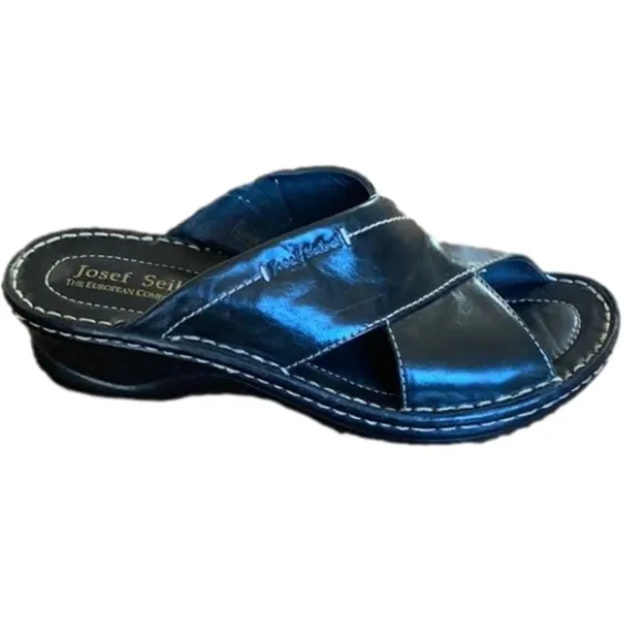 Barely warn - Josef Seibel Black Sandle, size 42 (10/11)