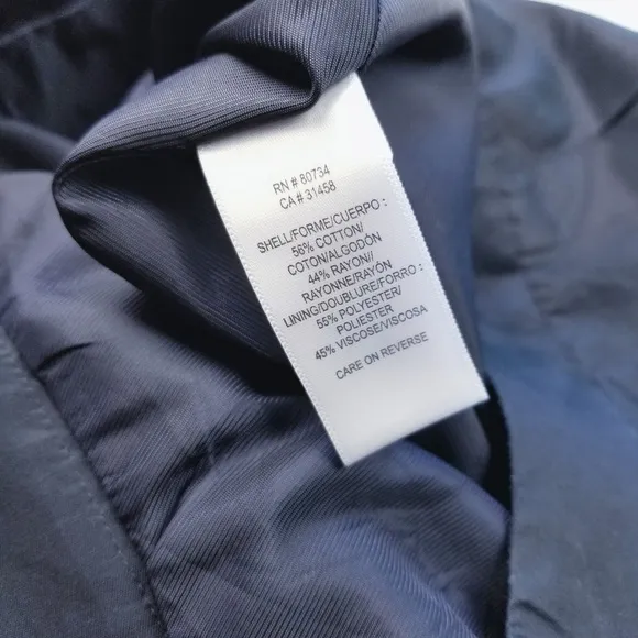 BCBGMAXAZRIA Black Pleated Skirt Like NEW! Sz 8