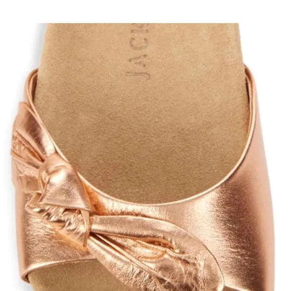 Beautiful jack Rogers super comfortable sandals