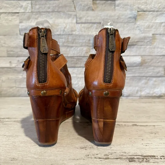 Bed Stu Princess Studded Cognac Leather Platform Wedge Sandals Size 9M NEW