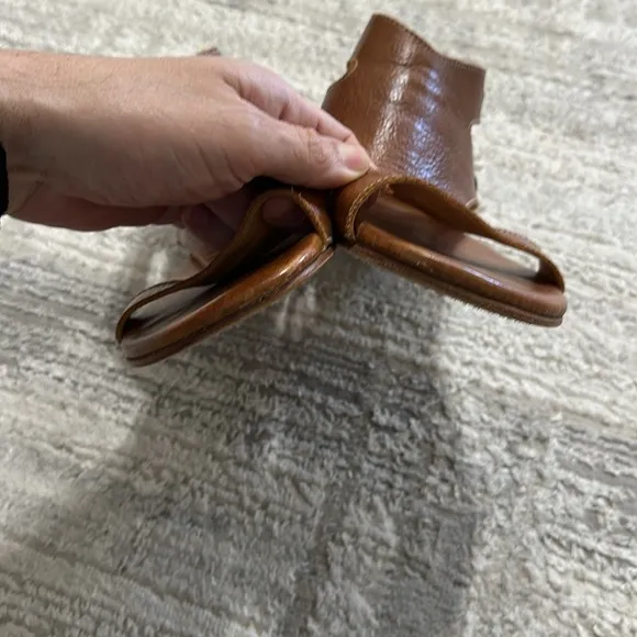BedStu Women’s Sz 9 Tan Leather Soto Sandals