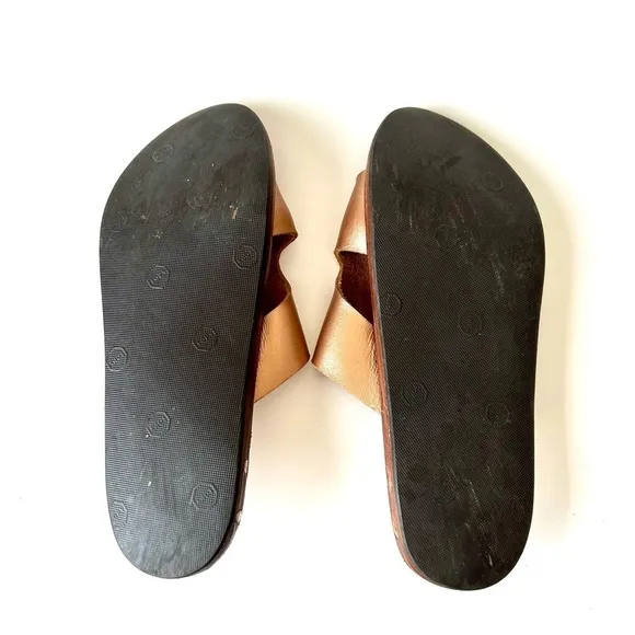 Beek Blackbird Bronze Gold Metallic Leather Slide Sandals Size 5