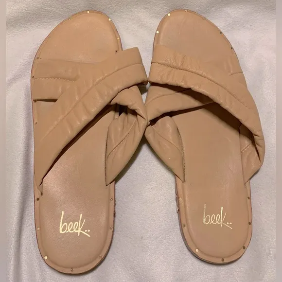 Beek Dovetail Tan Leather Crisscross Sandals size 11
