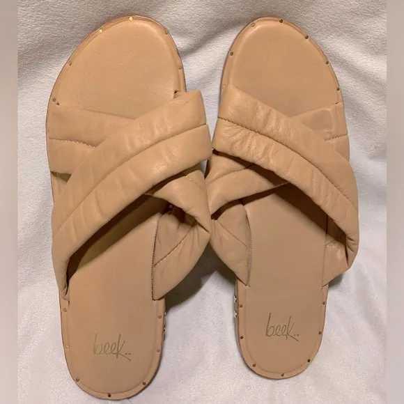 Beek Dovetail Tan Leather Crisscross Sandals size 11