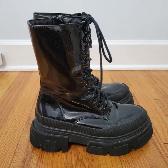 Bershka Chunky Calf Length Lace Up Women's Biker Boots, Black, Size 6/6.5 Grunge