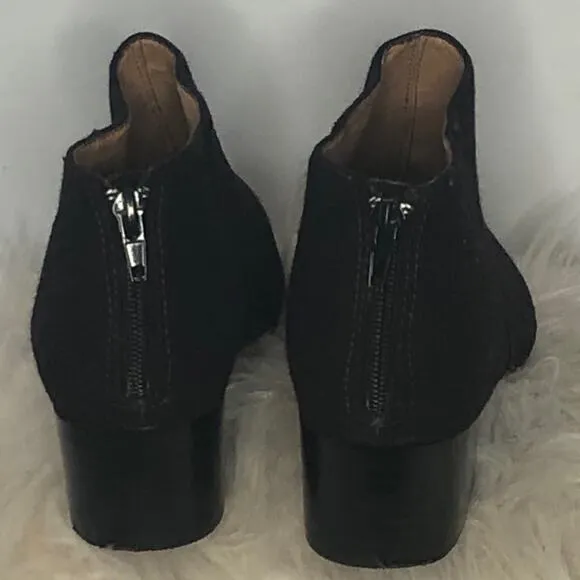 Bettye by Bettye Muller Quill Wool Pointy Toe Purple Ankle Boots size 8.5