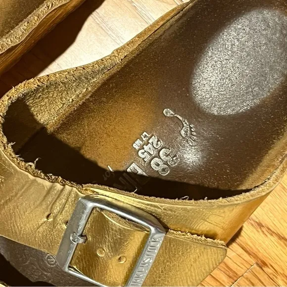 Birkenstock | Arizona Gold Sandals with Silver buckles